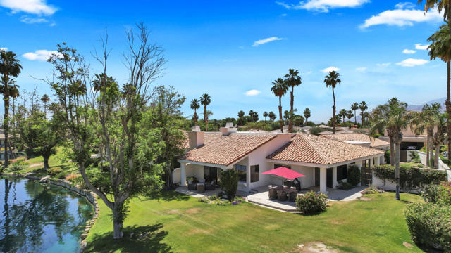 80671 Cherry Hills Drive, La Quinta CA: https://media.crmls.org/mediaz/81868e82-28b6-4ae9-bc64-857510d120e5.jpg