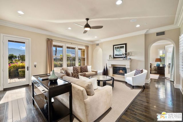 Image 4 of 50 For 4420 Esplanade Lane