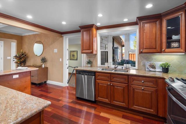 510 Sunnymount Avenue, Sunnyvale CA: https://media.crmls.org/mediaz/81873476-650e-4bcf-84d8-cf3377fcae6e.jpg