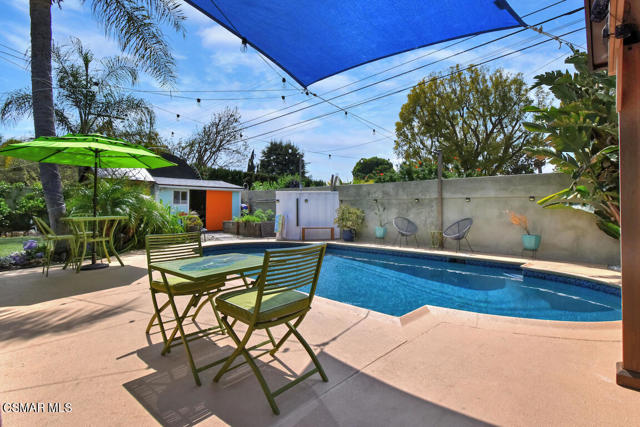 7761 Balcom Avenue, Reseda CA: https://media.crmls.org/mediaz/81874058-675f-4379-b30c-68efa37e7aa5.jpg