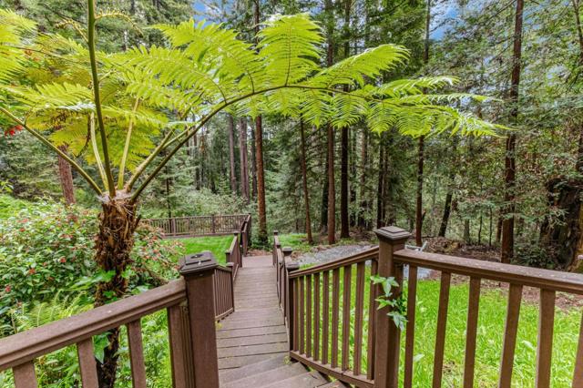 200 View Road, Felton CA: https://media.crmls.org/mediaz/818900ec-cdbe-403b-8c78-39736d738093.jpg