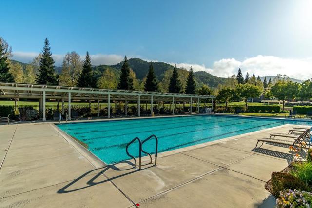 65056695 Eagle Ridge Court, Gilroy CA: https://media.crmls.org/mediaz/8189af91-ac02-4e29-9326-6003c226a62f.jpg