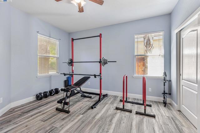 799 Ellerbrook St, Mountain House CA: https://media.crmls.org/mediaz/8189bdff-61b4-4c80-b40a-1c64500717a2.jpg