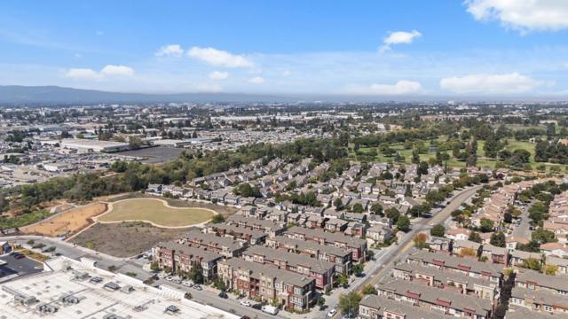 1368 Neleigh Place, San Jose CA: https://media.crmls.org/mediaz/818a517b-fc53-4f1d-82a2-51aea16fdfe4.jpg