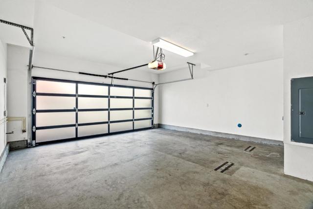 417 Santo Domingo Terrace, Sunnyvale CA: https://media.crmls.org/mediaz/818b10d4-f54e-4c1b-ae85-9fa1df71a690.jpg