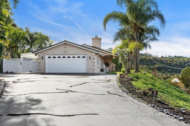 Detail Gallery Image 4 of 49 For 11106 Calgary Way, Valley Center,  CA 92082 - 3 Beds | 2 Baths