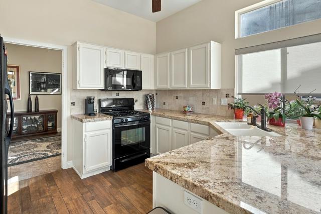 2 Bed Home for Sale in Palm Desert, California
