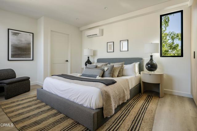 Detail Gallery Image 22 of 31 For 508 N Sycamore Ave, Los Angeles,  CA 90036 - 4 Beds | 3/1 Baths