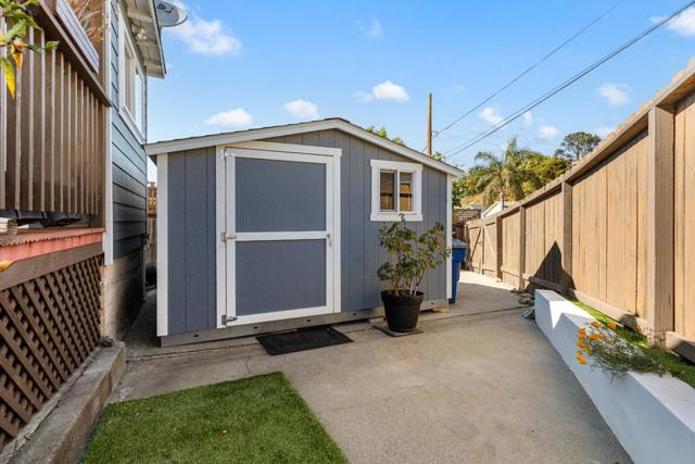 485 San Bruno Avenue, Brisbane CA: https://media.crmls.org/mediaz/818cd90f-2048-4234-9c3d-261a2d6c2ffa.jpg