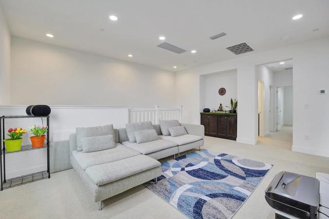 1426 S Central Parkway, Mountain House CA: https://media.crmls.org/mediaz/818cffe3-f7cd-438e-a835-4ae9d415f91a.jpg