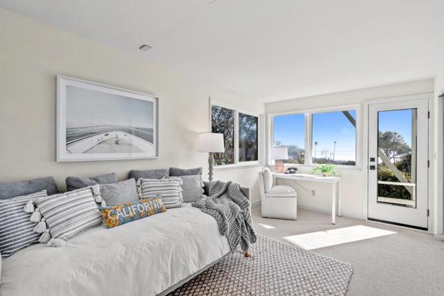 664 Bayview Drive, Aptos CA: https://media.crmls.org/mediaz/818d2e17-7e3f-435d-917b-8af531e99792.jpg
