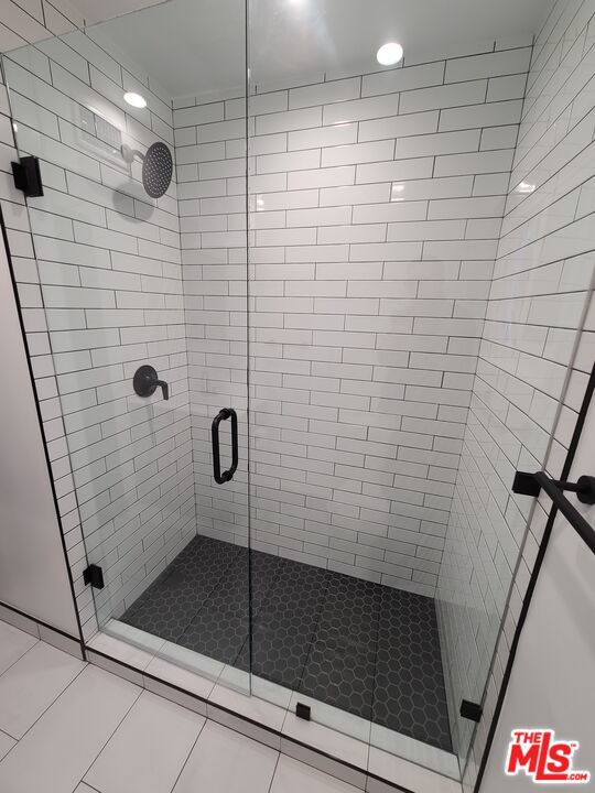 465 S Le Doux Road, Los Angeles CA: https://media.crmls.org/mediaz/818d2ffa-88b1-434f-97a8-5e2f0ccea295.jpg
