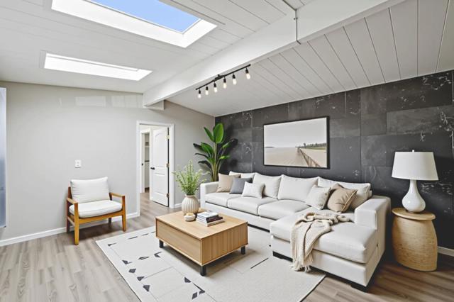 3271 Alma Street, Palo Alto CA: https://media.crmls.org/mediaz/818f0ee4-1499-4449-91b0-9c89c5c3af6e.jpg