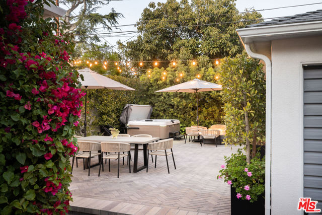 4046 Wasatch Avenue, Los Angeles CA: https://media.crmls.org/mediaz/81908301-5c94-429b-af62-ce3058ded067.jpg