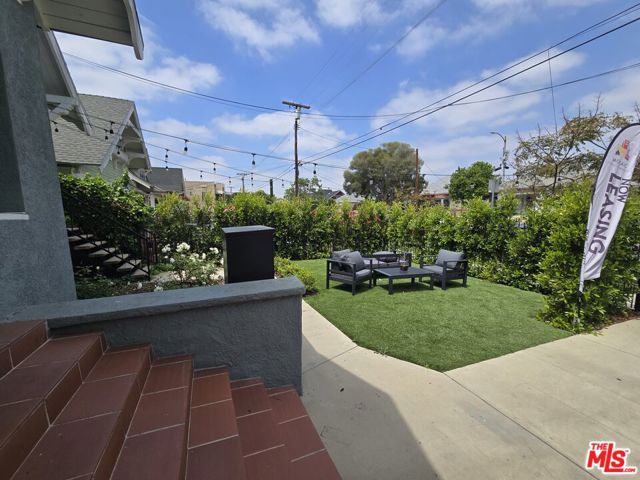 1420 W 28th Street, Los Angeles CA: https://media.crmls.org/mediaz/8190d139-675b-4574-ad5c-1cff70c4079e.jpg