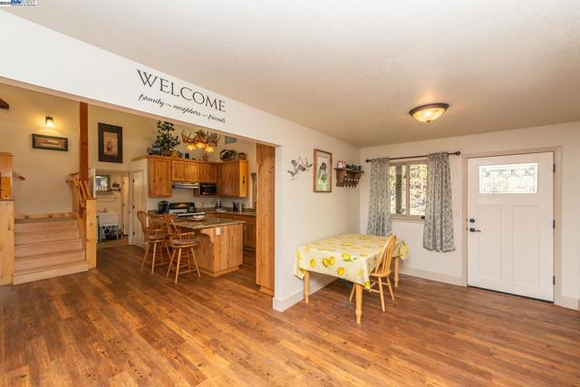 851 Mountain Aire Lane, Trinity Center CA: https://media.crmls.org/mediaz/819161ff-0568-45db-a5b3-10036d1dc2e8.jpg