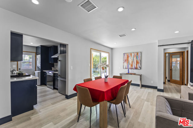 17660 Martha Street, Encino CA: https://media.crmls.org/mediaz/81924194-c60a-4ab6-921c-173f4c9ec594.jpg