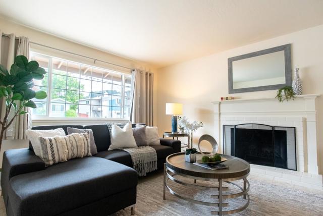 572 Cherry Avenue, San Bruno CA: https://media.crmls.org/mediaz/8192c8dc-1367-4462-91ca-d7254711e1e7.jpg