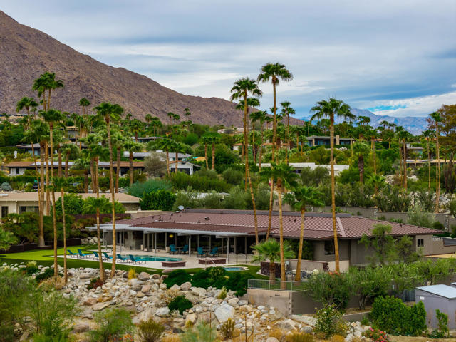 855 W Coronado Avenue, Palm Springs, CA 92262