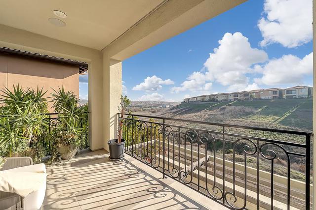 600 Thyme Way, San Ramon CA: https://media.crmls.org/mediaz/81930255-b500-48cb-a5f6-9f55a9ed8d5a.jpg