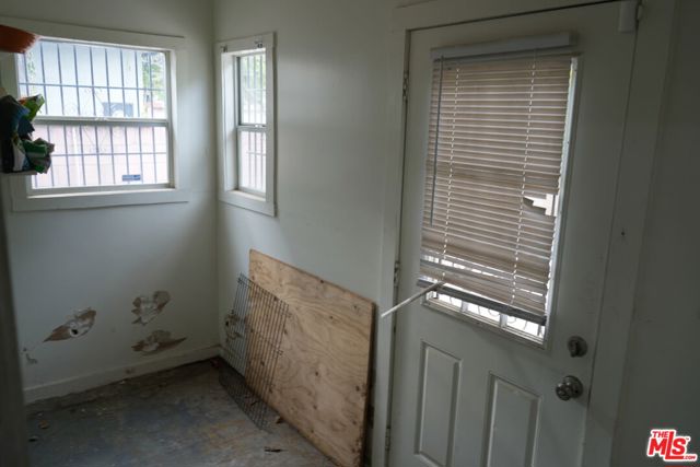 1819 W 129th Street, Gardena CA: https://media.crmls.org/mediaz/819304ab-004f-4a47-9541-d4c84ff4997b.jpg