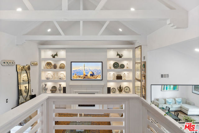 10517 Cheviot Drive, Los Angeles CA: https://media.crmls.org/mediaz/81932320-383d-426b-b189-91fd9876e9b6.jpg