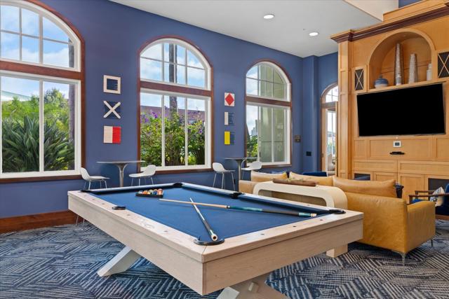 9237 Regents Rd., La Jolla CA: https://media.crmls.org/mediaz/81939634-661b-4e57-8a74-7b8f70b6793f.jpg