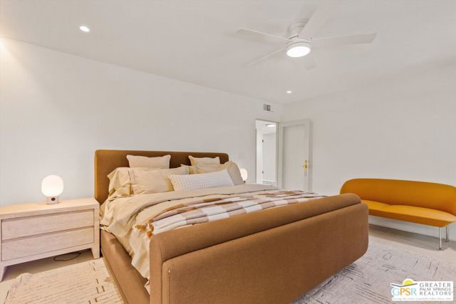 2264 Oakcrest Drive, Palm Springs, CA 92264