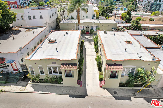 3370 Hamilton Way, Los Angeles CA: https://media.crmls.org/mediaz/8194ea8f-4548-4995-9c72-9a28db9a76ae.jpg