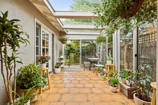 266 Curlew Court, Foster City CA: https://media.crmls.org/mediaz/8195611b-d019-493e-b062-f3370481853c.jpg
