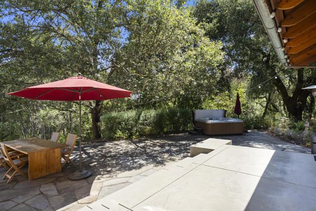 1439 Portola Road, Woodside CA: https://media.crmls.org/mediaz/81956281-14e8-412c-9ba0-5a6646cdb752.jpg