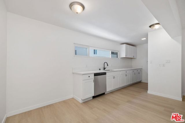 2621 Centinela Avenue, 7 photo 8