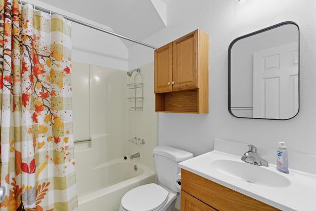 3550 Carter Drive, South San Francisco CA: https://media.crmls.org/mediaz/81970f20-733b-4527-971b-def0acd26725.jpg