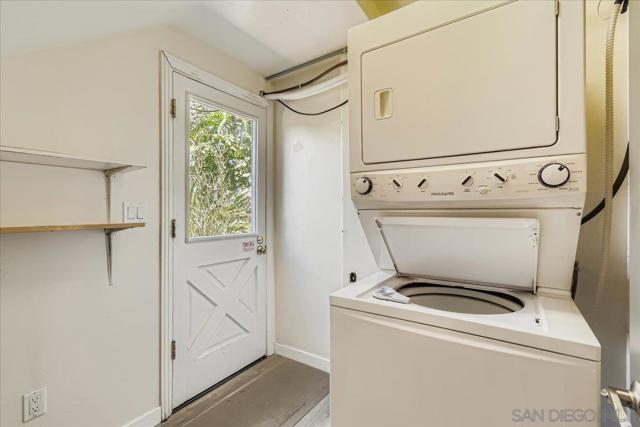 Image 36 of 45 For 2045 Goshawk Street