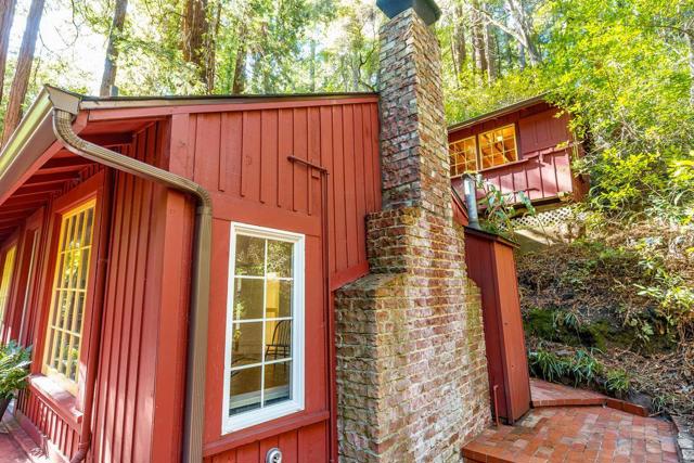 2001 Cathedral Drive, Aptos CA: https://media.crmls.org/mediaz/81987c3c-9d26-46ff-b298-eb22c595f7ba.jpg