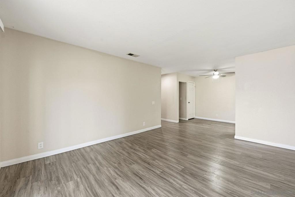 MLS #250039464SD image #10