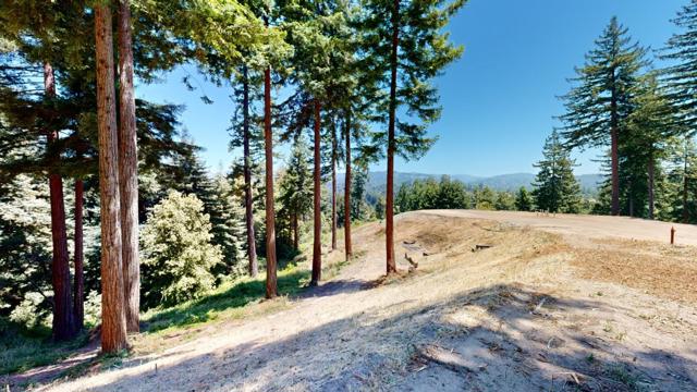 2320 Newell Drive, Aptos CA: https://media.crmls.org/mediaz/8199e6b4-4d41-4a51-b99d-abea4bac05dc.jpg