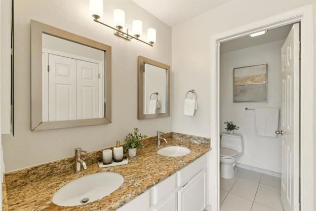 830 Portwalk Place, Redwood City CA: https://media.crmls.org/mediaz/819a1bf1-86a7-48ed-a2ff-6d9fcced3621.jpg