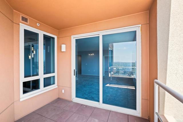 3890 Nobel Drive, San Diego CA: https://media.crmls.org/mediaz/819a2d2e-c770-44f9-81c1-bb74095f5602.jpg