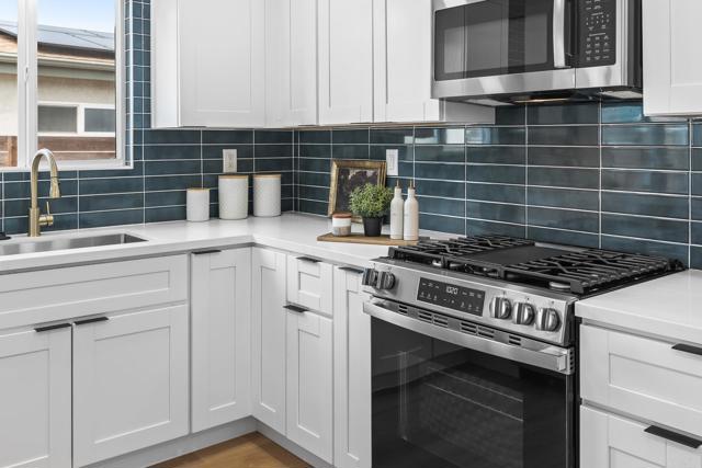 Detail Gallery Image 15 of 47 For 2910 Amulet St, San Diego,  CA 92123 - 4 Beds | 2 Baths