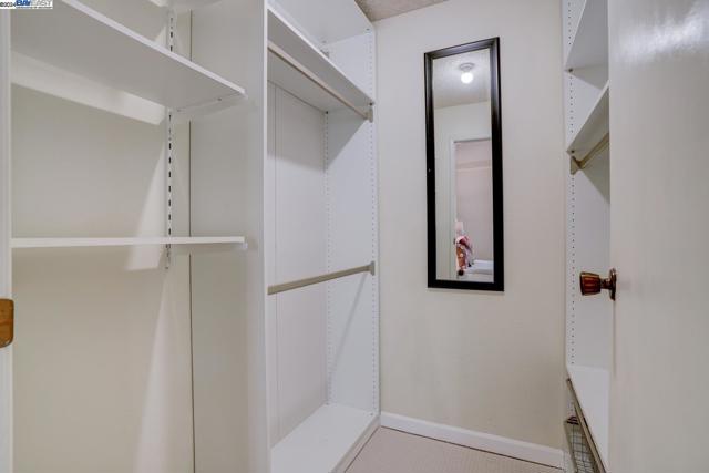 Image 28 of 51 For 6047 Joaquin Murieta Ave  F