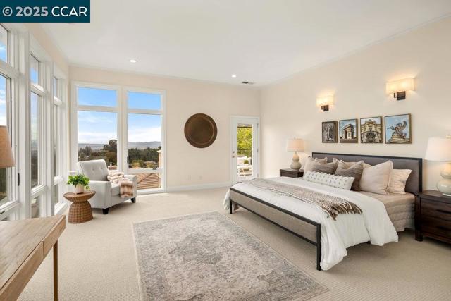 6585 Swainland Rd, Oakland CA: https://media.crmls.org/mediaz/819b88e3-fd55-4a08-81fb-df406fc84ad3.jpg