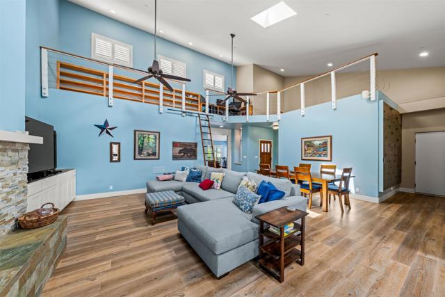 Detail Gallery Image 4 of 53 For 11915 Fuerte Vista Ln, El Cajon,  CA 92020 - 6 Beds | 4/2 Baths