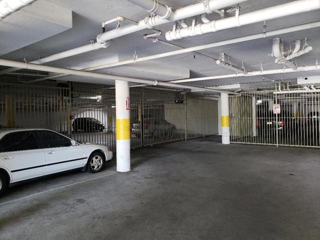 2330 University Avenue, East Palo Alto CA: https://media.crmls.org/mediaz/819d369b-a3c8-48fe-a96e-aebeb2c154d6.jpg
