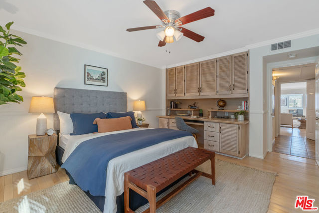 4350 Via Dolce, Marina del Rey CA: https://media.crmls.org/mediaz/819d3d76-c3a4-4d49-85b0-5a7e0972abf8.jpg