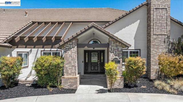 27000 S Hillview St, Tracy CA: https://media.crmls.org/mediaz/819d77fd-74aa-40ec-ad70-cde6b6fb821e.jpg