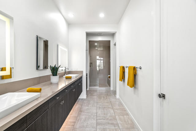 1325 Passage Street, Palm Springs CA: https://media.crmls.org/mediaz/819dc8ec-7810-45de-9613-071578e273aa.jpg