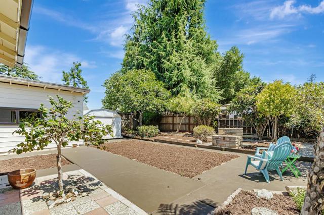 240 Delia Street, San Jose CA: https://media.crmls.org/mediaz/819e1c0b-24f8-434b-9f18-152428e80c90.jpg