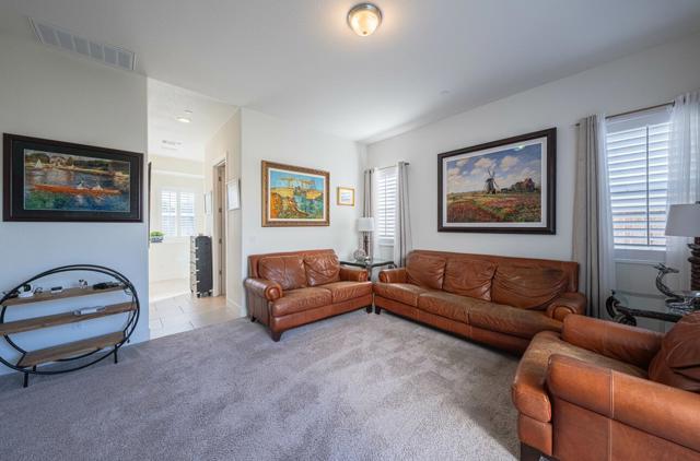 477 Marina Heights Drive, Marina CA: https://media.crmls.org/mediaz/819e501b-4602-40f4-8130-16a9c458f43d.jpg