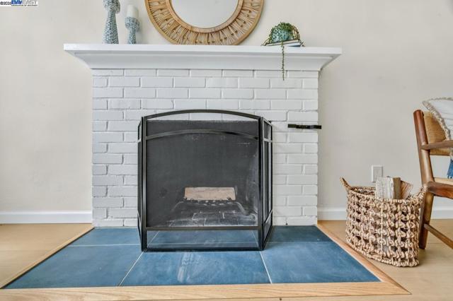 1541 Merced Street, Richmond CA: https://media.crmls.org/mediaz/819e98a7-86a3-4ac4-8f9b-d2bec2fe7ea5.jpg